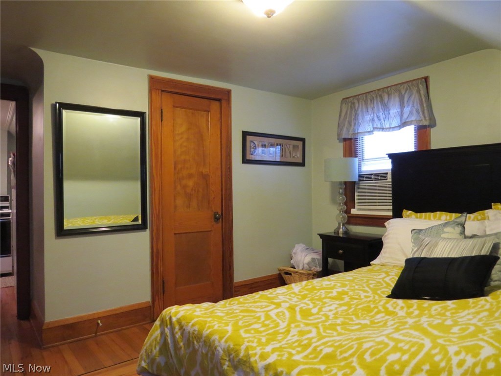 13832-34 Clifton Boulevard Lakewood OH 44107