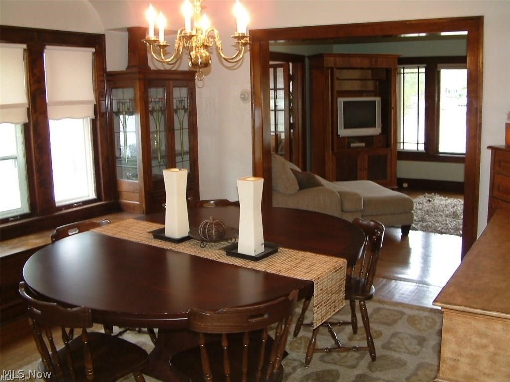 13832-34 Clifton Boulevard Lakewood OH 44107