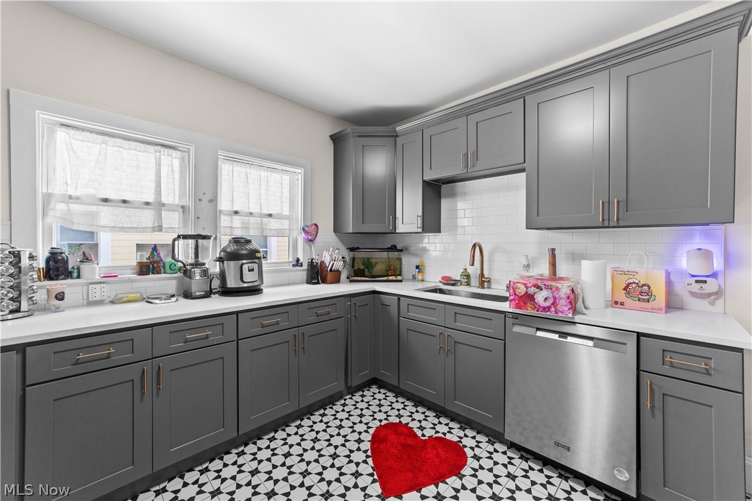 2190 Lincoln Avenue Lakewood OH 44107