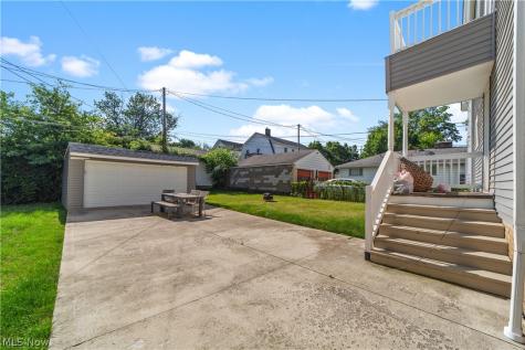 2190 Lincoln Avenue Lakewood OH 44107
