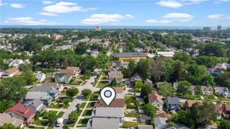 2190 Lincoln Avenue Lakewood OH 44107