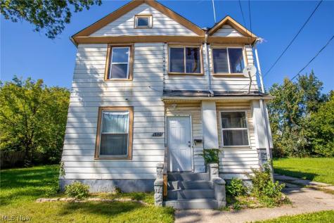 6821 Claasen Avenue Cleveland OH 44105