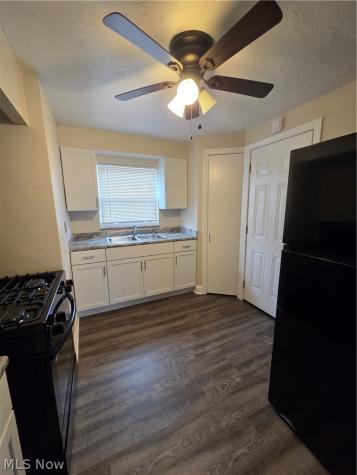 472 E 222nd Street Euclid OH 44123