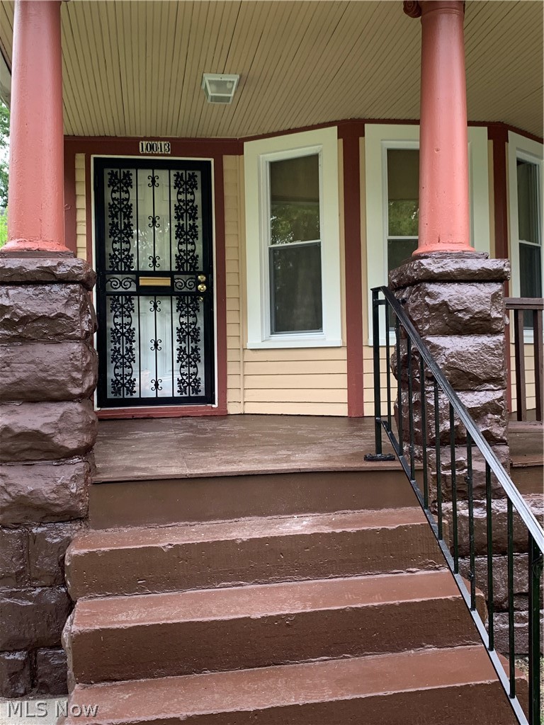 10013 Somerset Avenue Cleveland OH 44108