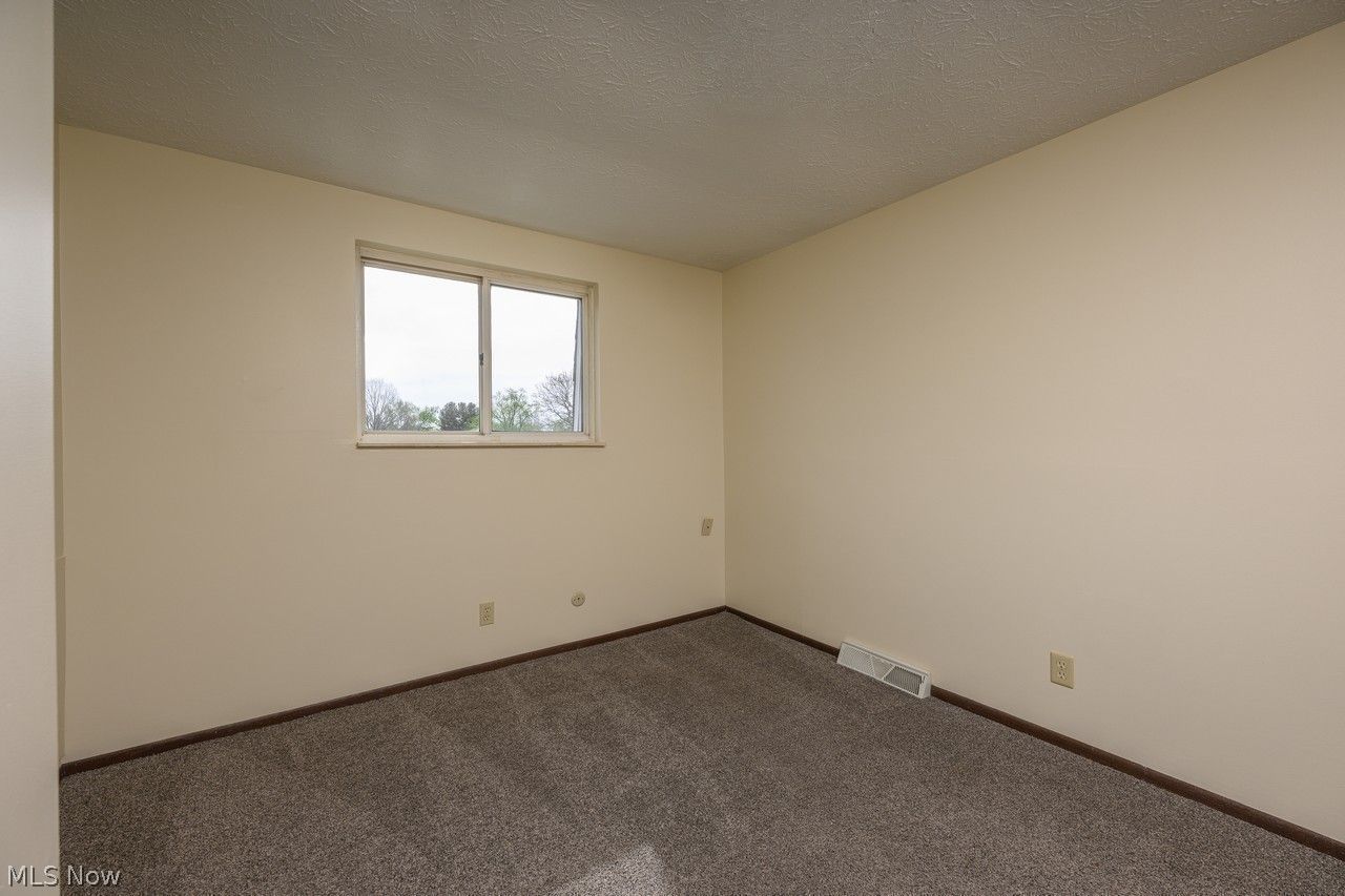 320 Harding Avenue NW Massillon OH 44646