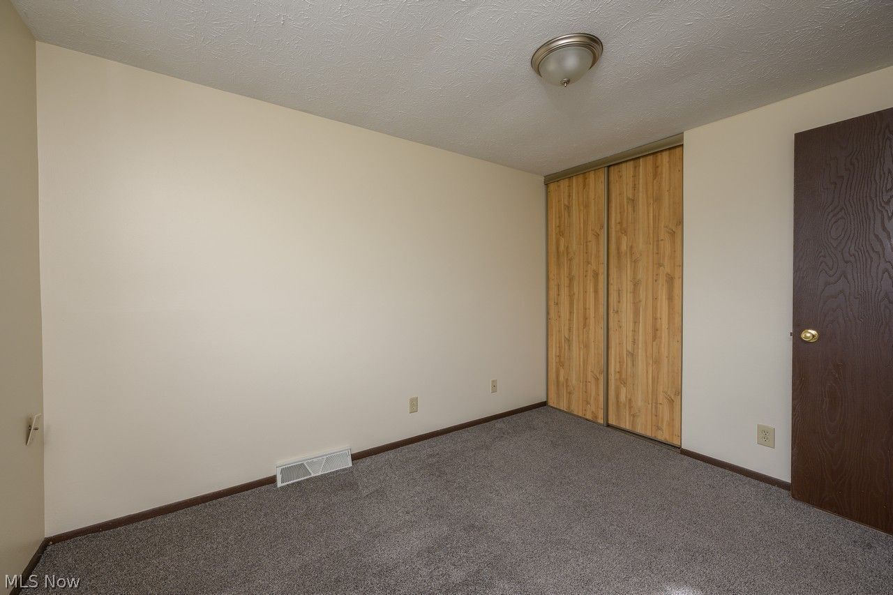 320 Harding Avenue NW Massillon OH 44646
