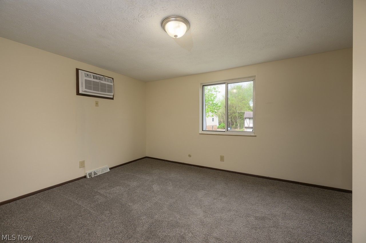 320 Harding Avenue NW Massillon OH 44646