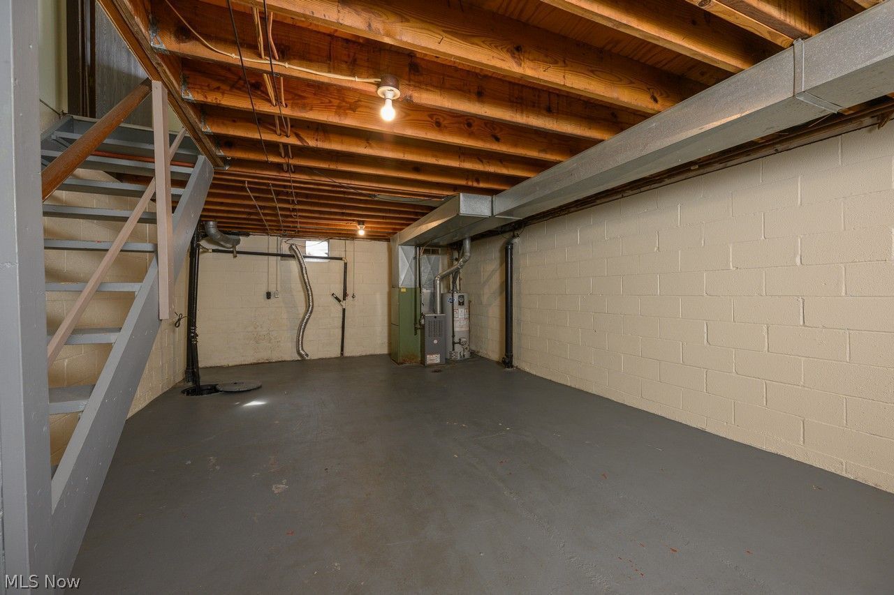 320 Harding Avenue NW Massillon OH 44646