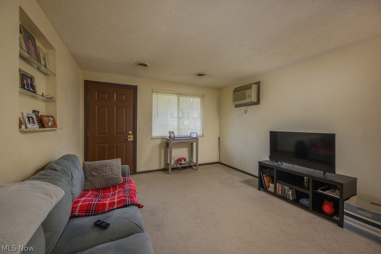 320 Harding Avenue NW Massillon OH 44646
