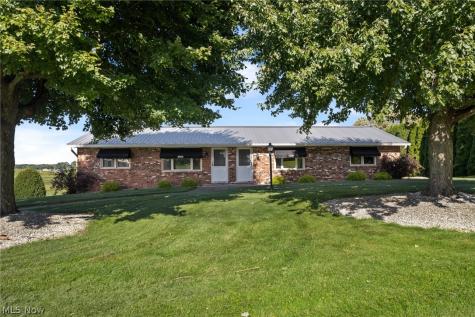 6264 Paris Avenue Louisville OH 44641