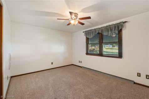 6264 Paris Avenue Louisville OH 44641