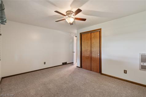 6264 Paris Avenue Louisville OH 44641