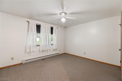 6264 Paris Avenue Louisville OH 44641