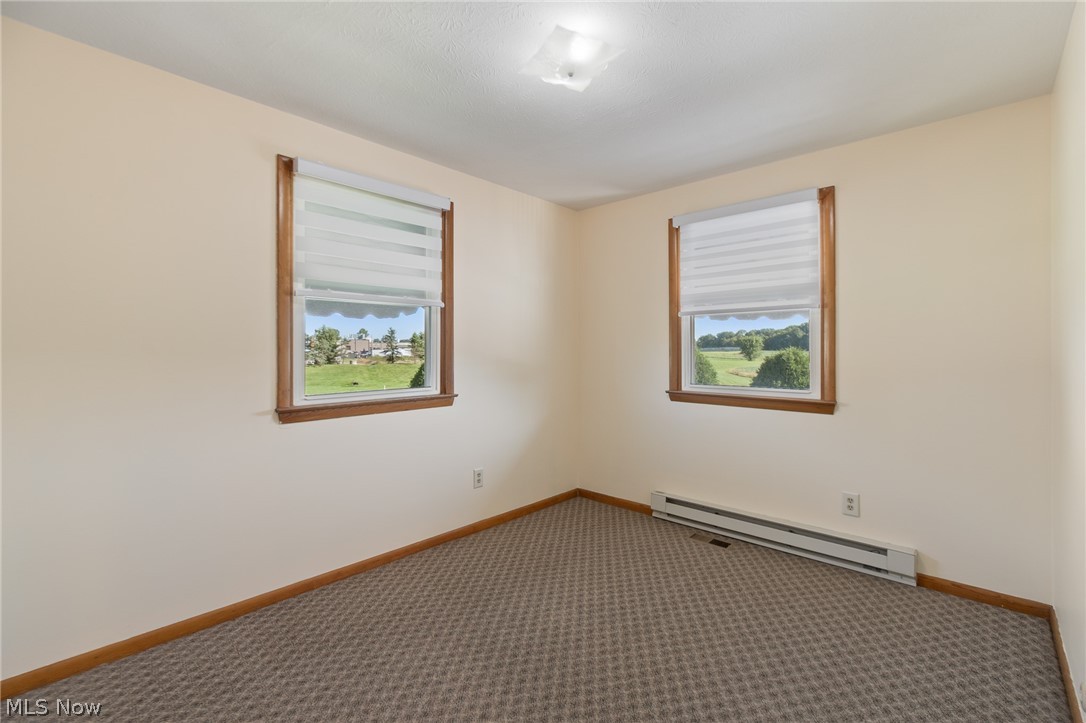 6264 Paris Avenue Louisville OH 44641