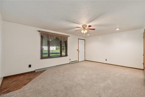 6264 Paris Avenue Louisville OH 44641