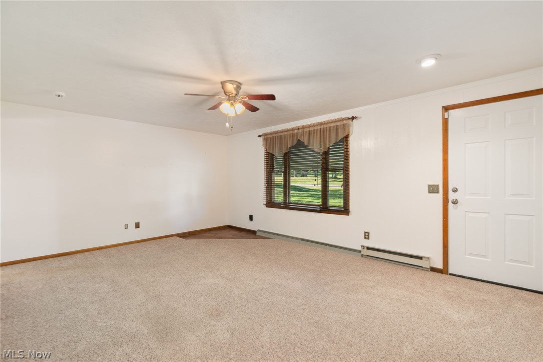 6264 Paris Avenue Louisville OH 44641