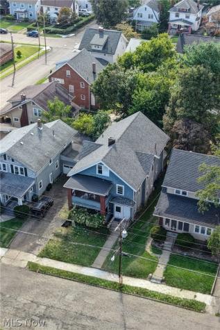 1613 Harvard Avenue NW Canton OH 44703