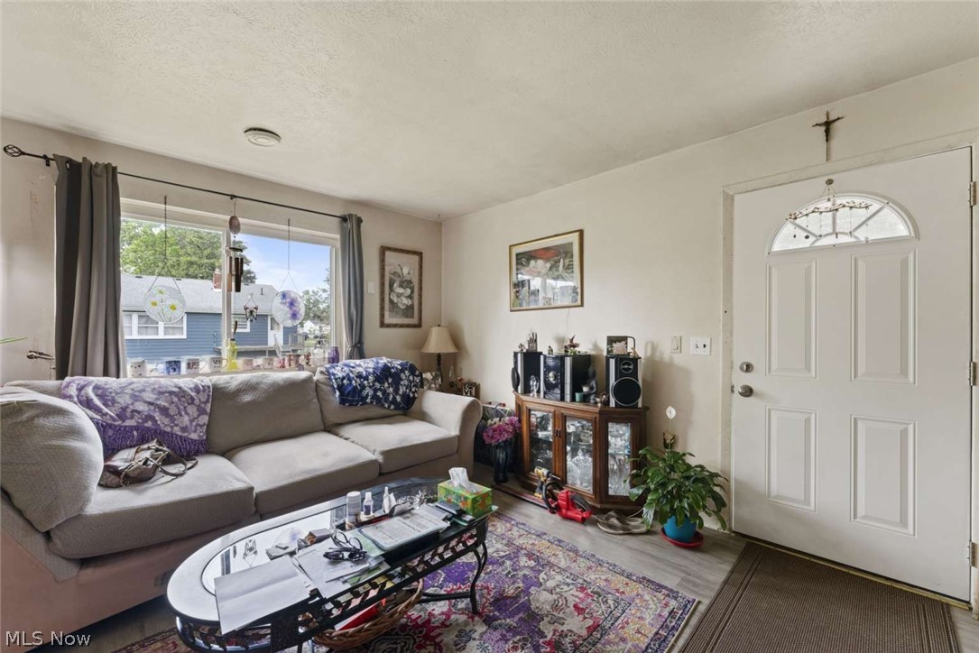1857-1859 E 39th Street Lorain OH 44055