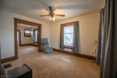 102-104 S Main Street Minerva OH 44657