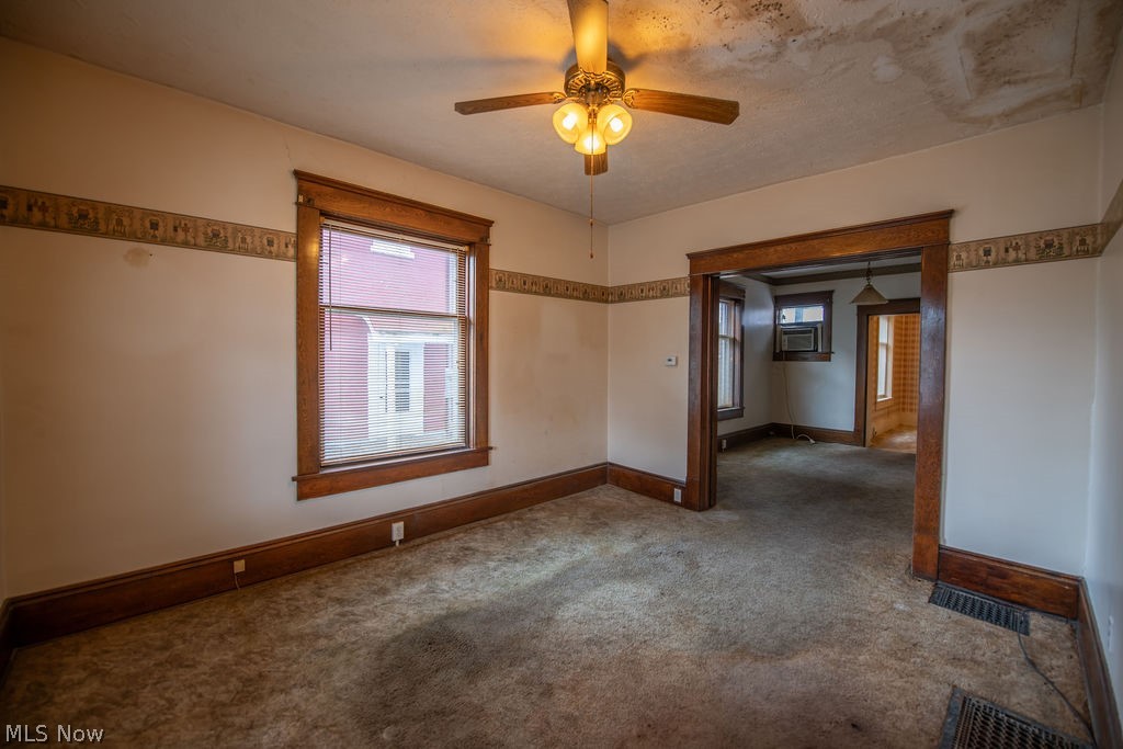 102-104 S Main Street Minerva OH 44657
