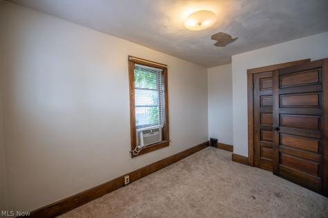 102-104 S Main Street Minerva OH 44657