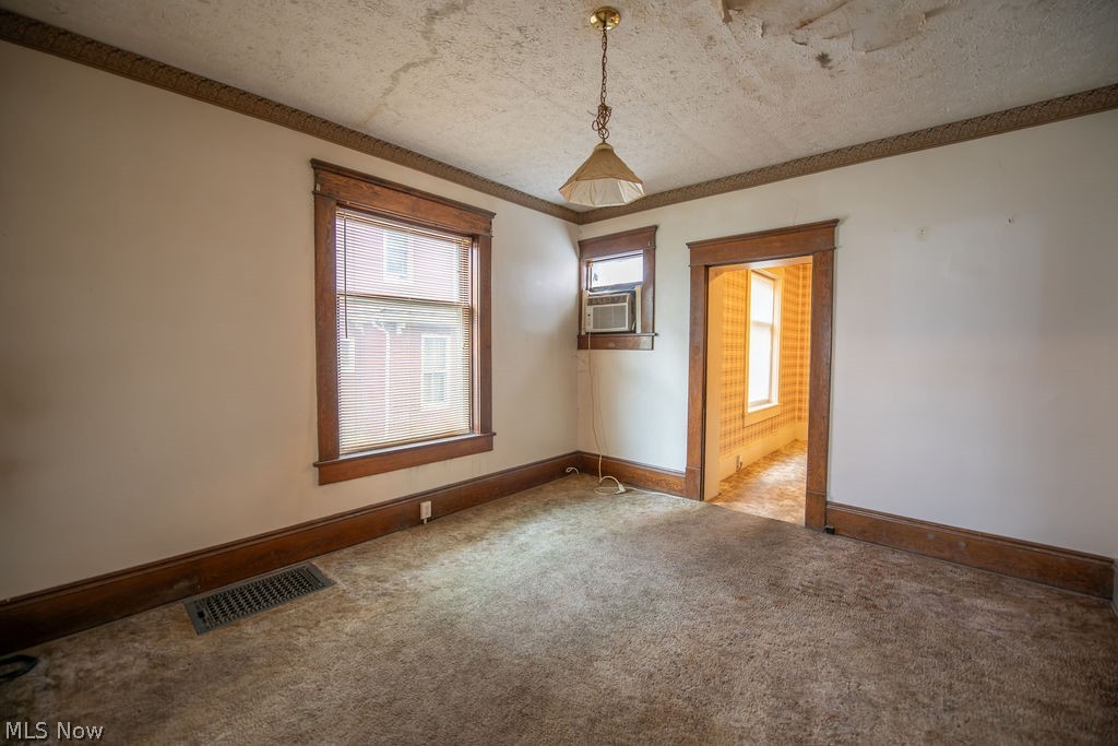 102-104 S Main Street Minerva OH 44657