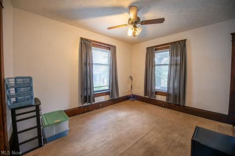 102-104 S Main Street Minerva OH 44657