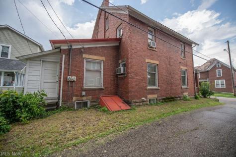 102-104 S Main Street Minerva OH 44657