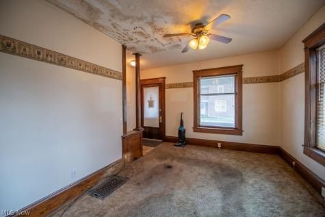102-104 S Main Street Minerva OH 44657