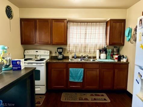 1150 Saxe Avenue Cuyahoga Falls OH 44221