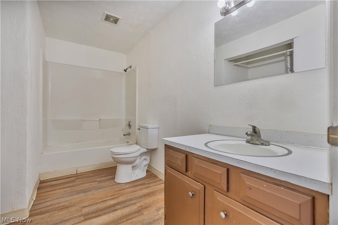 72-74 Briarcliff Avenue NE Alliance OH 44601
