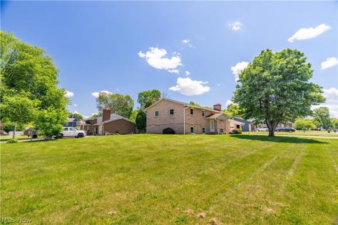 72-74 Briarcliff Avenue NE Alliance OH 44601