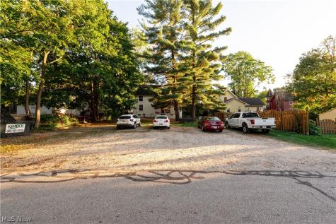 242 W Highland Avenue Ravenna OH 44266