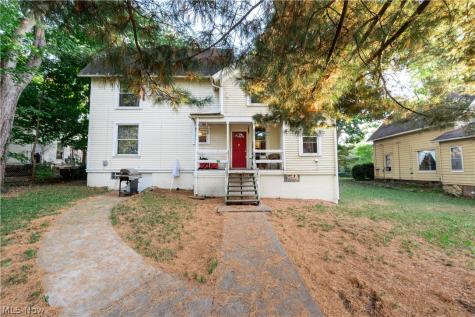 242 W Highland Avenue Ravenna OH 44266
