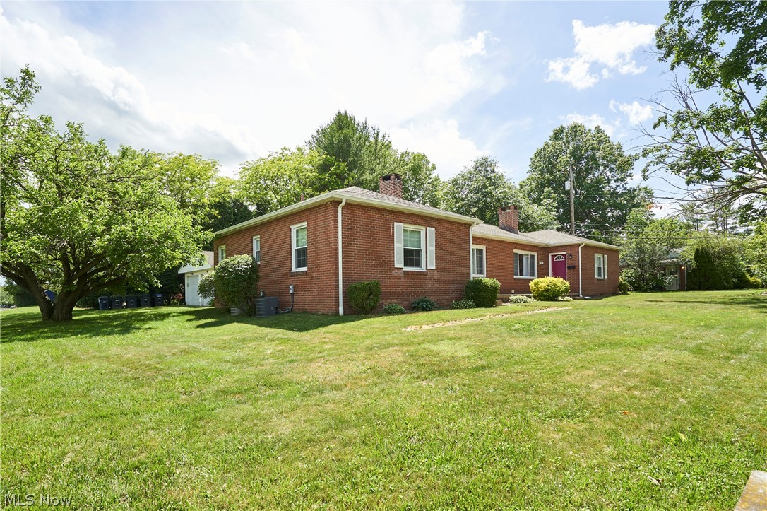 1784-1786 Shatto Avenue Akron OH 44313