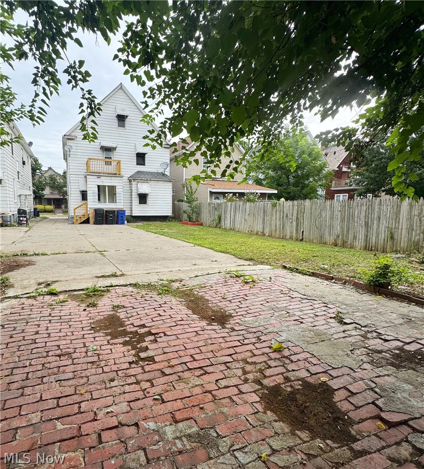 4243 Archwood Avenue Cleveland OH 44109