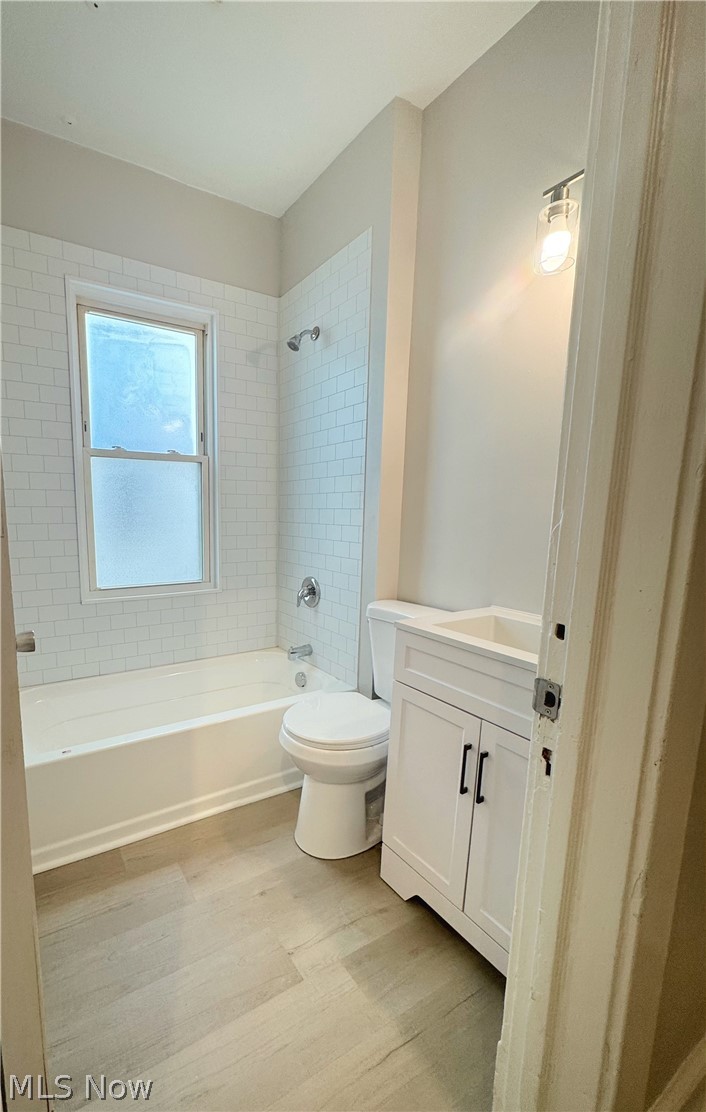 4243 Archwood Avenue Cleveland OH 44109