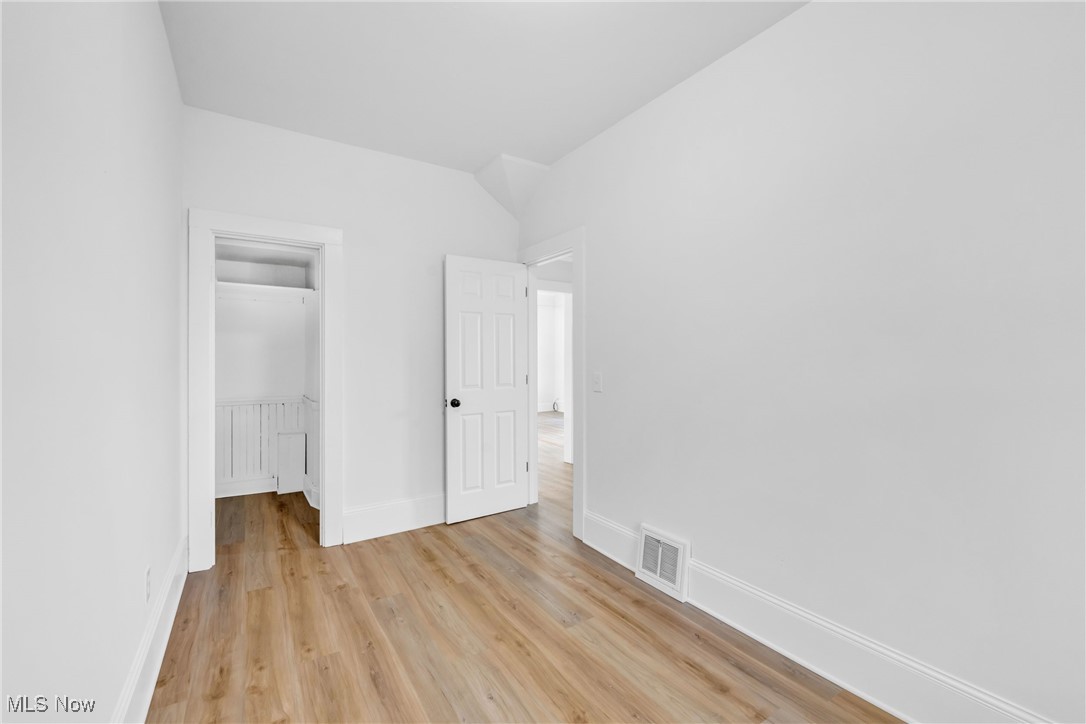2002 Valentine Avenue Cleveland OH 44109