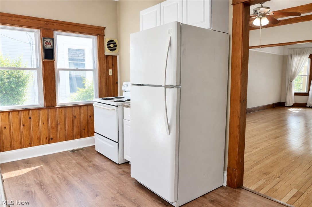 1215 Marlowe Avenue Lakewood OH 44107