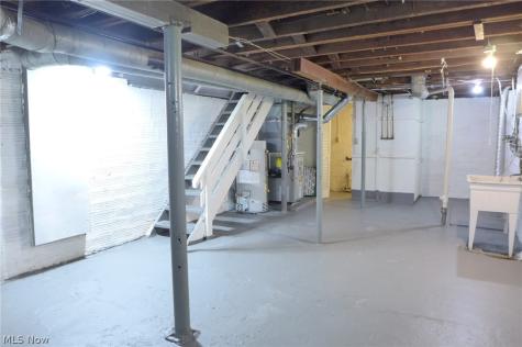1215 Marlowe Avenue Lakewood OH 44107