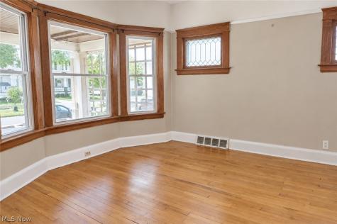 1215 Marlowe Avenue Lakewood OH 44107