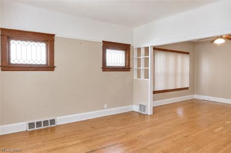 1215 Marlowe Avenue Lakewood OH 44107