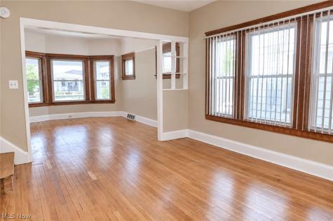 1215 Marlowe Avenue Lakewood OH 44107