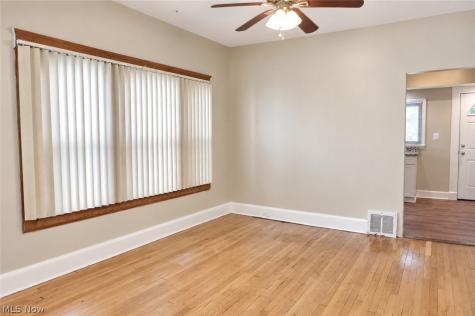 1215 Marlowe Avenue Lakewood OH 44107