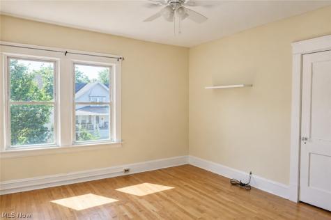 1215 Marlowe Avenue Lakewood OH 44107