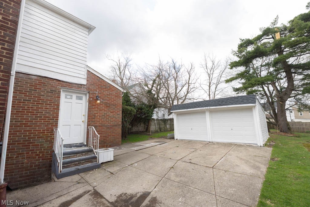 3596 Warren Road Cleveland OH 44111