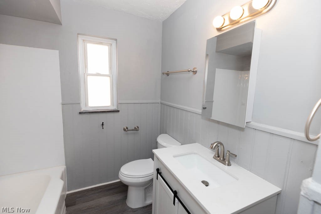 3596 Warren Road Cleveland OH 44111