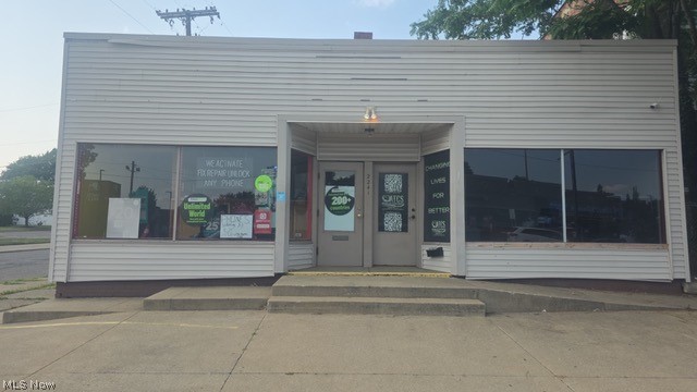 2241 Tuscarawas Street W Canton OH 44708