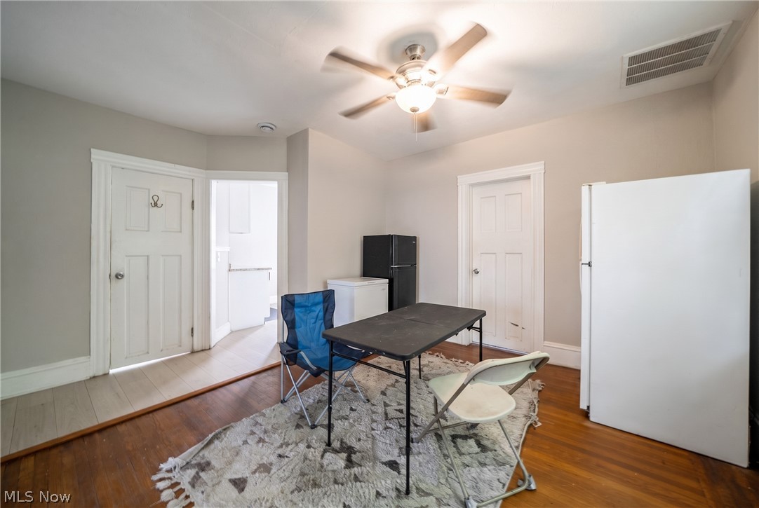 2250 E 86th Street Cleveland OH 44106