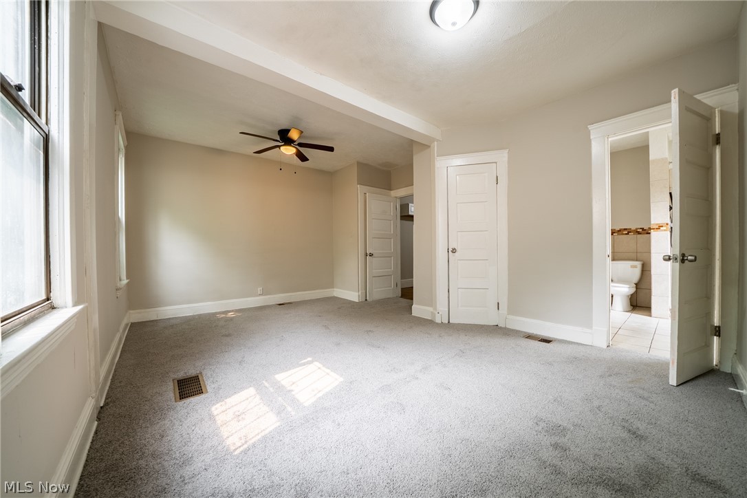2250 E 86th Street Cleveland OH 44106